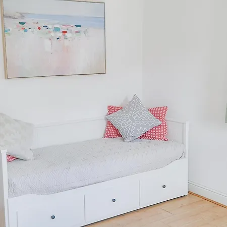 펜션 No 5 By Trident Homes *